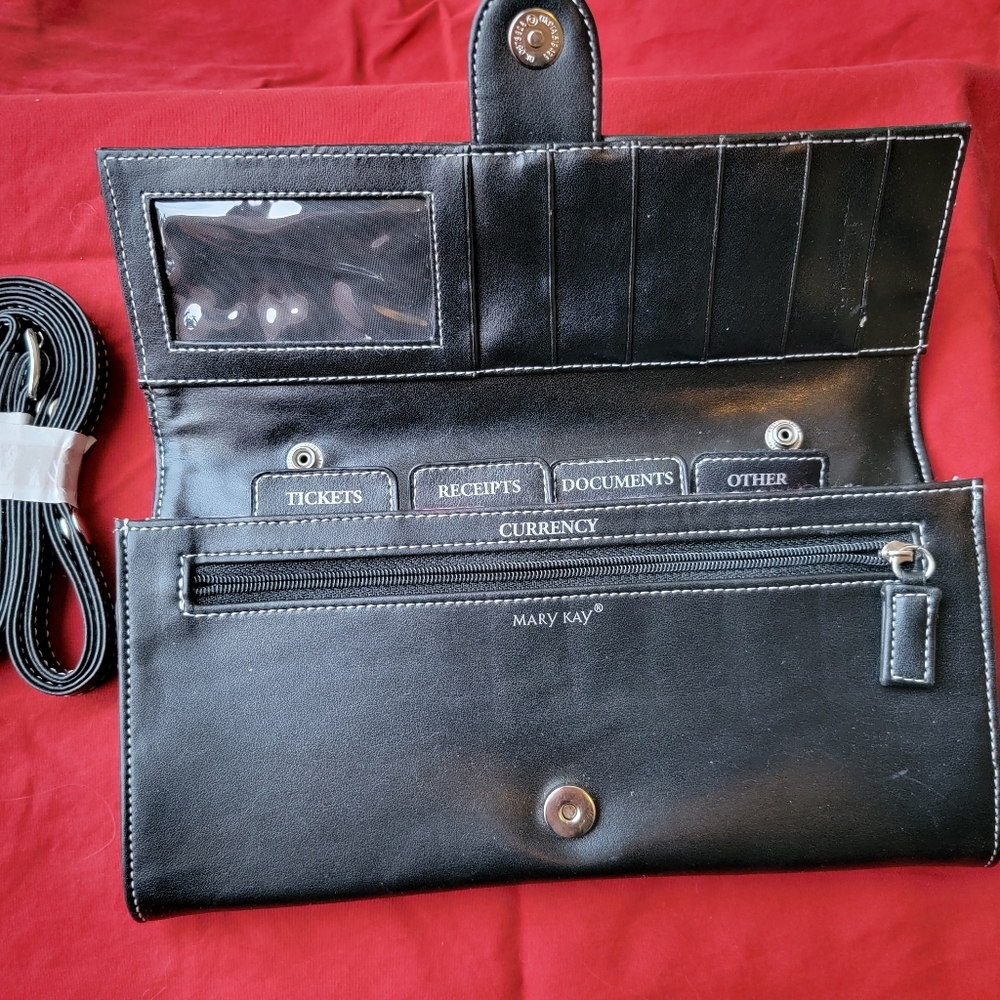 Mary Kay wallet/purse